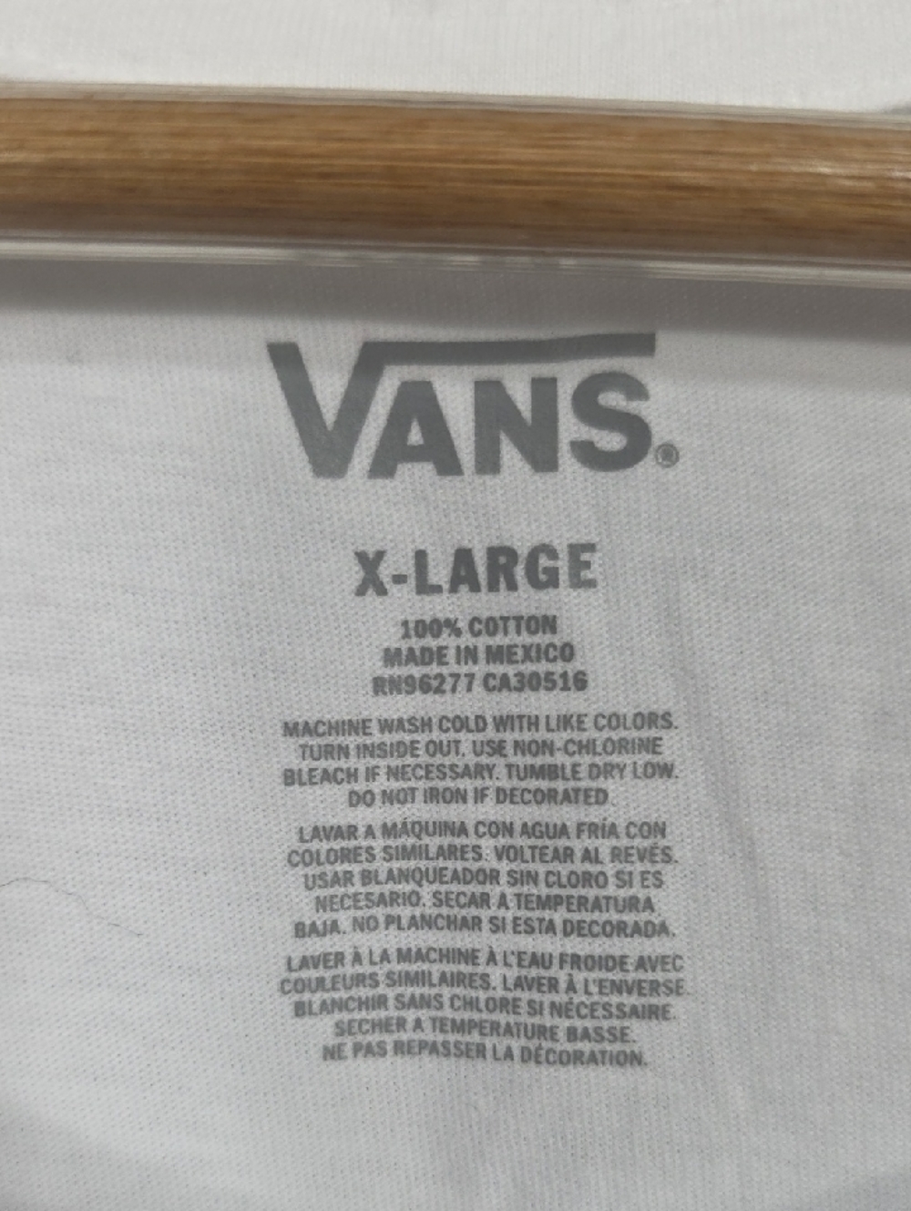 Vans Juniors Lock Logo Box Tank – Rainbow Gradient – Size XL - Picture 4 of 8